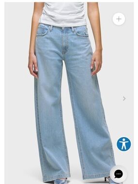 NWT HUDSON Light Wash Wide Leg Women’s Jeans